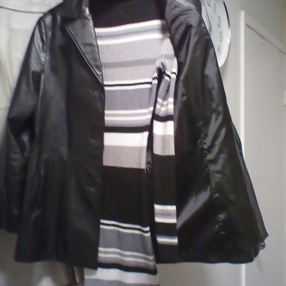 Set leather jacket and boots - Picture 2 of 3